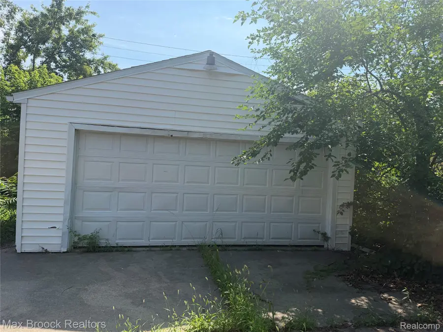 19472 San Juan Drive, Detroit, MI 48221 - #2