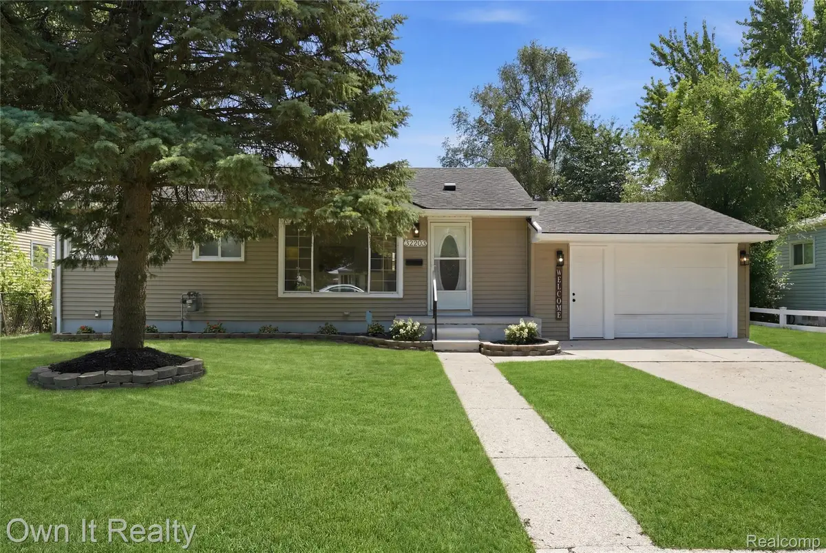 32203 Glen Street, Westland, MI 48186 - #1
