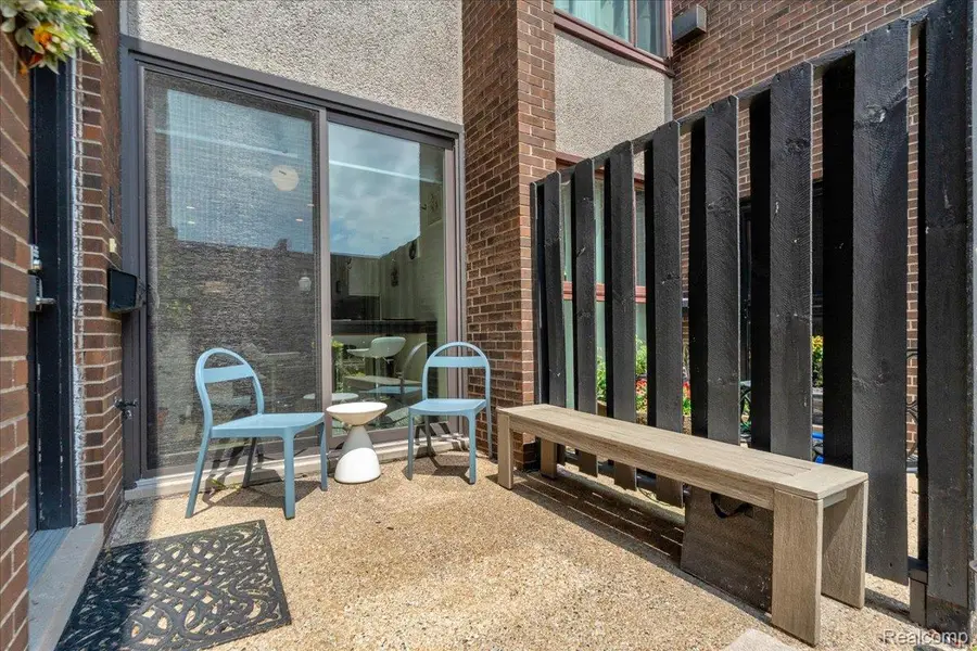 1243 Navarre Place, Detroit, MI 48207 - #2