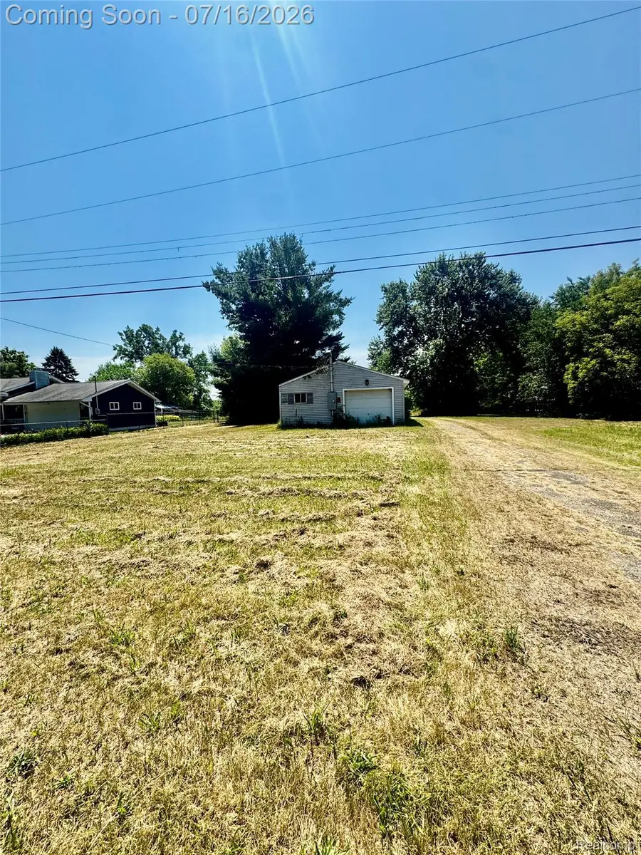 5454 Hopkins Road, Flint, MI 48506 - #3