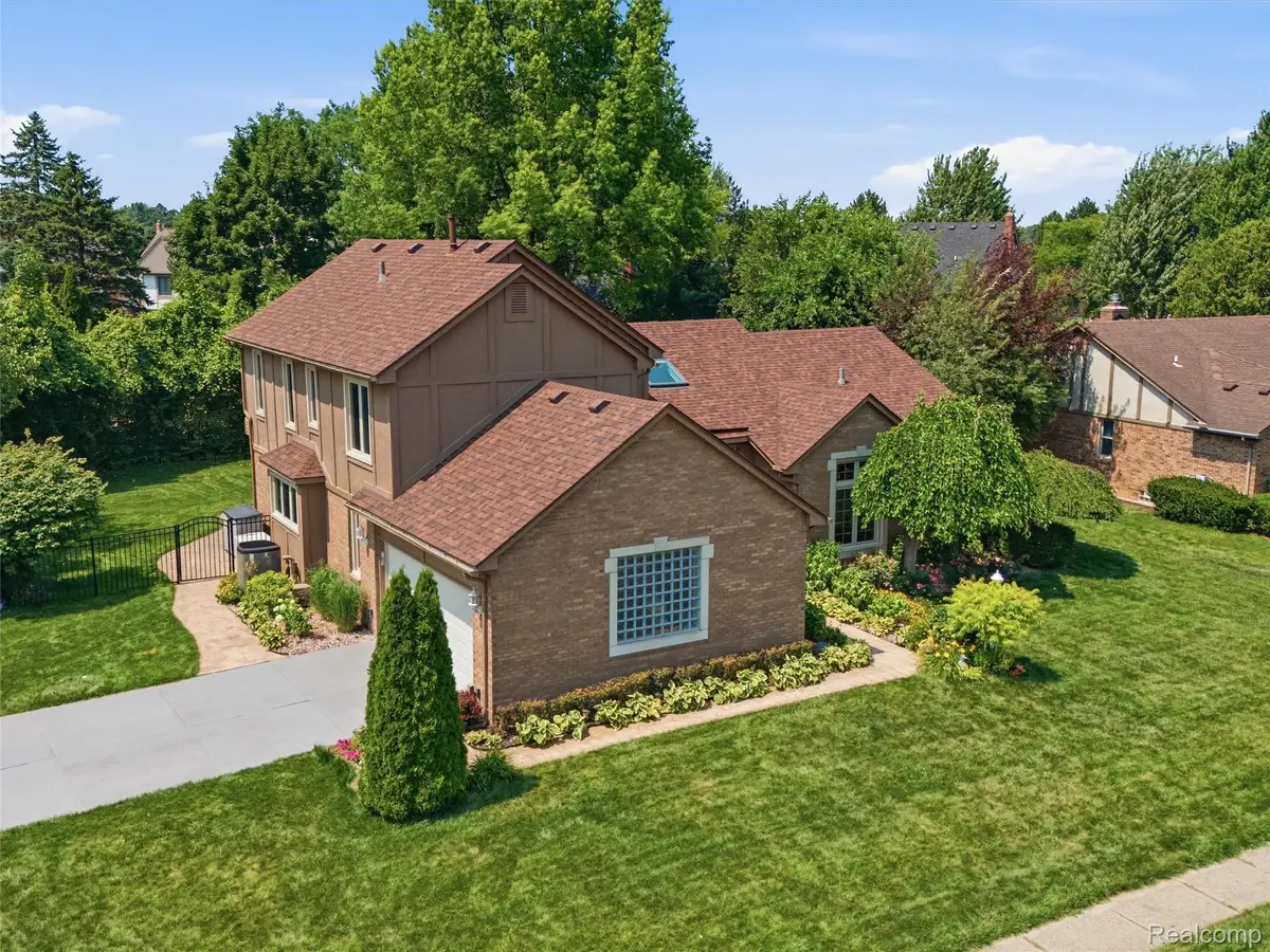 14751 Ashton Lane, Shelby, MI 48315 - #1