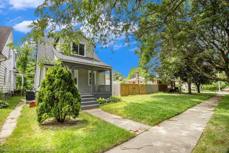 449 W Evelyn Avenue, Hazel Park, MI 48030 - #2