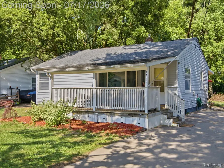 3328 Mills Acres Street, Flint, MI 48506 - #2