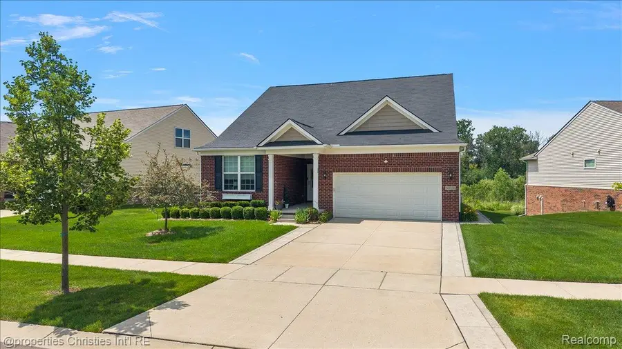 50026 Alden, Canton, MI 48188 - #2