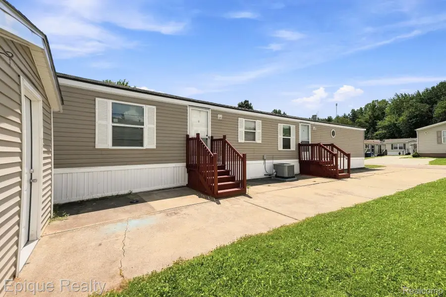 17121 Julie Drive, Davisburg, MI 48350 - #2