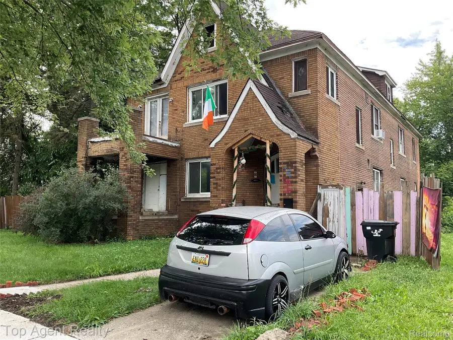 18063 Pelkey Street, Detroit, MI 48205 - #2