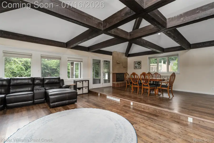 197 Perrydale Street, Rochester Hills, MI 48306 - #2