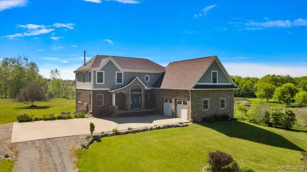 5035 Hidden Ridge Drive, Metamora, MI 48455