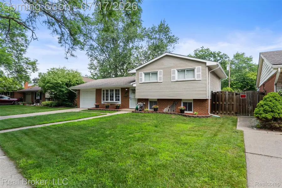 14726 Ellen Drive, Livonia, MI 48154 - #3