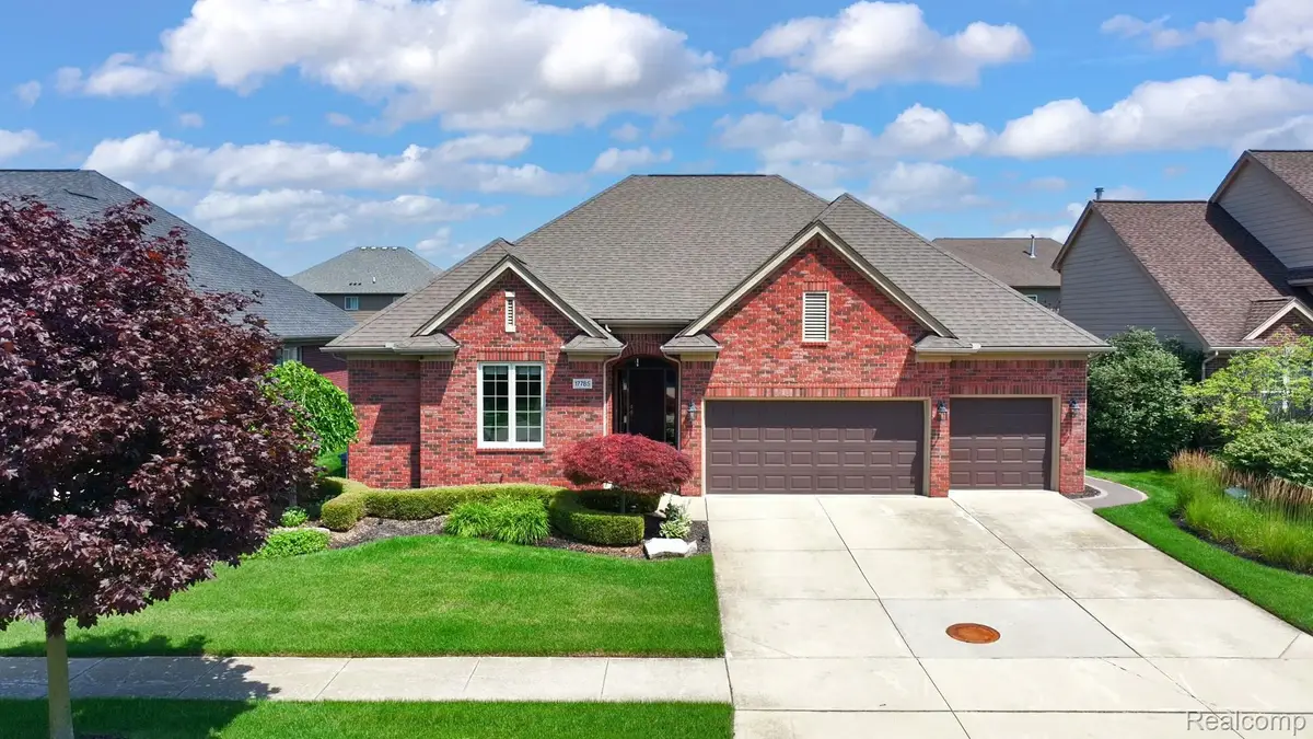 17785 Goldeneye Drive, Clinton, MI 48038 - #1