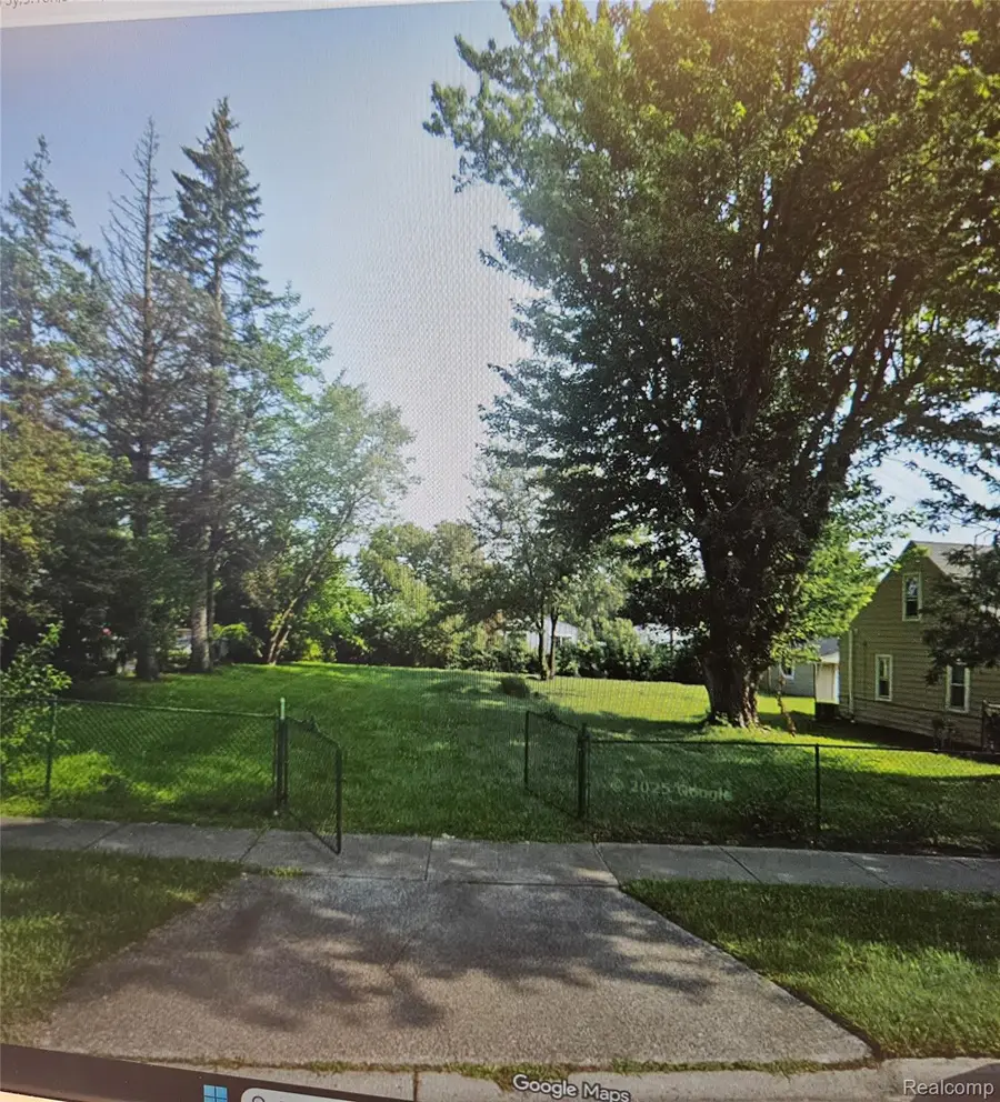29080 Powers Street, Westland, MI 48186 - #2