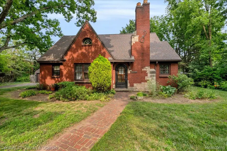 9428 Ball Street, Plymouth, MI 48170 - #2