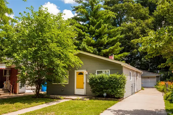 27842 Lenox Avenue, MadisonHeights, MI 48071