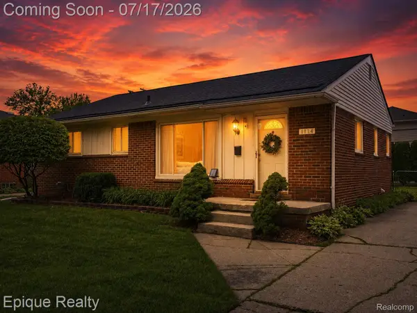 1114 W 13 Mile Road, RoyalOak, MI 48073