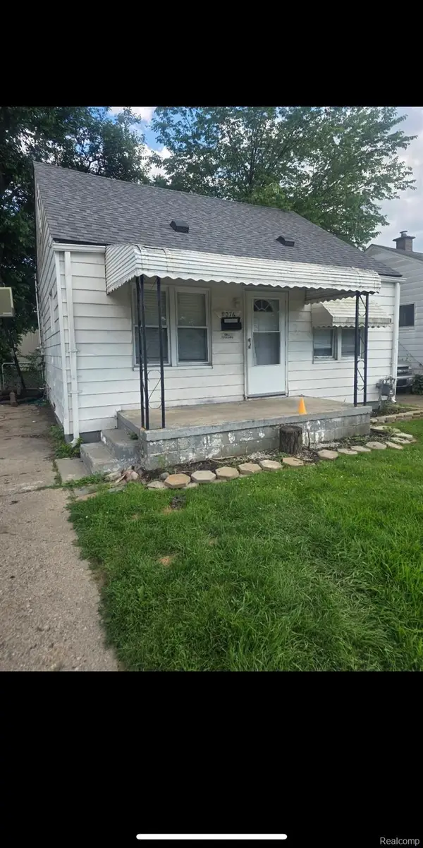 11076 Paige Avenue, Warren, MI 48089