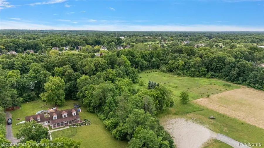 22150 Donnas Drive, South Lyon, MI 48178 - #3