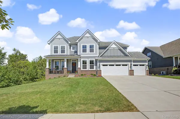 24256 Oak Ridge Boulevard, SouthLyon, MI 48178