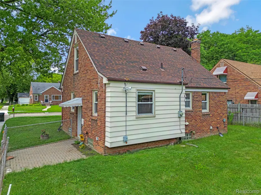 12000 Bramell, Redford, MI 48239 - #3