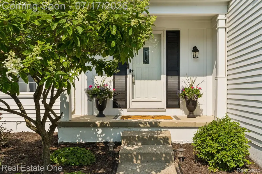 763 Whitney Drive, Rochester Hills, MI 48307 - #2