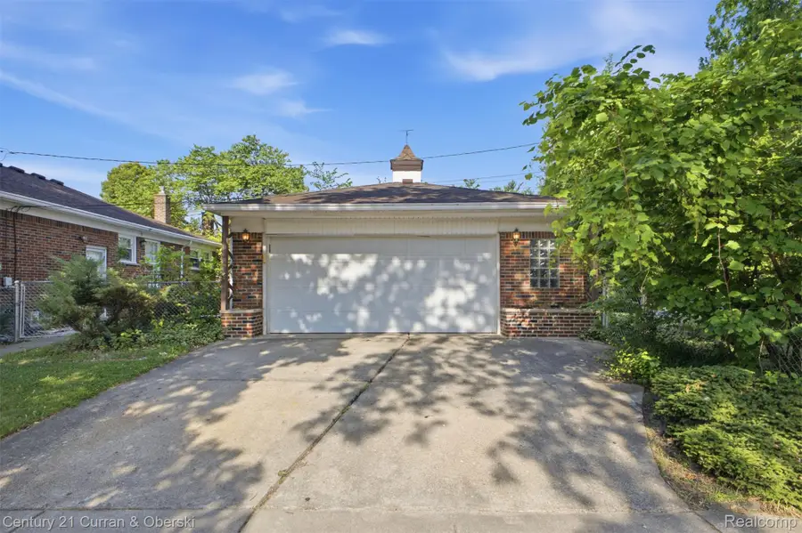 16614 Philomene Boulevard, Allen Park, MI 48101 - #3