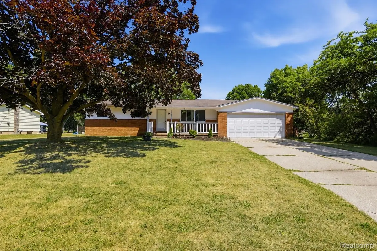 5068 Monticello Drive, Flint, MI 48473 - #1