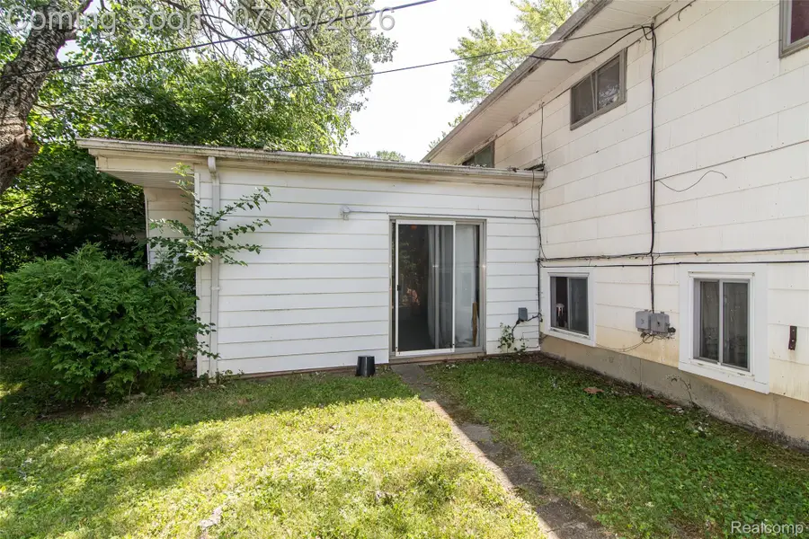 29456 Edward Drive, Inkster, MI 48141 - #3