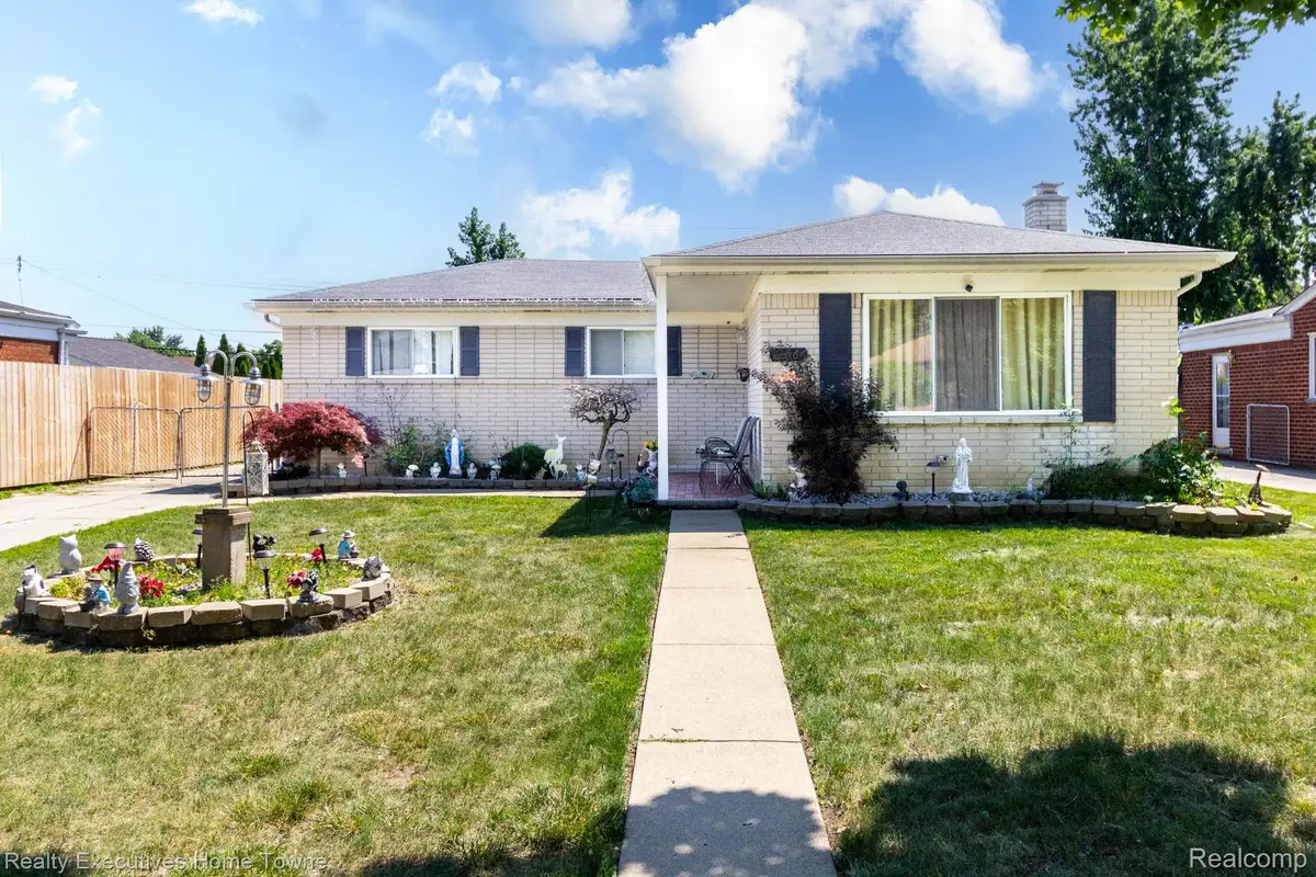 32566 Revere Drive, Warren, MI 48092 - #1
