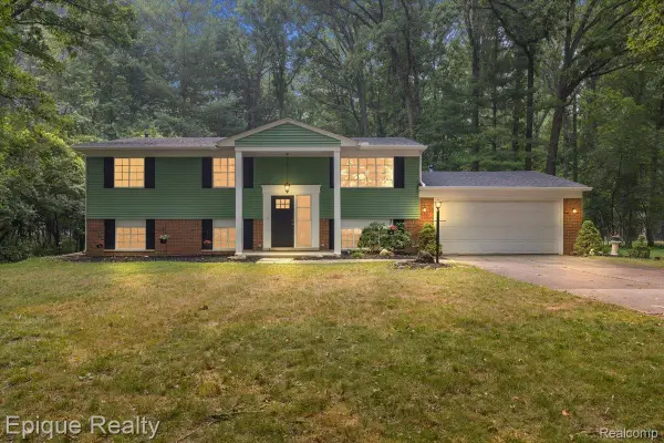 25154 Westmoreland Drive, FarmingtonHills, MI 48336