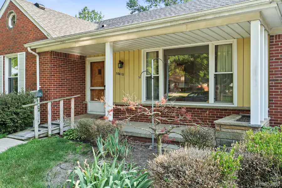 15615 Ryland, Redford, MI 48239 - #3