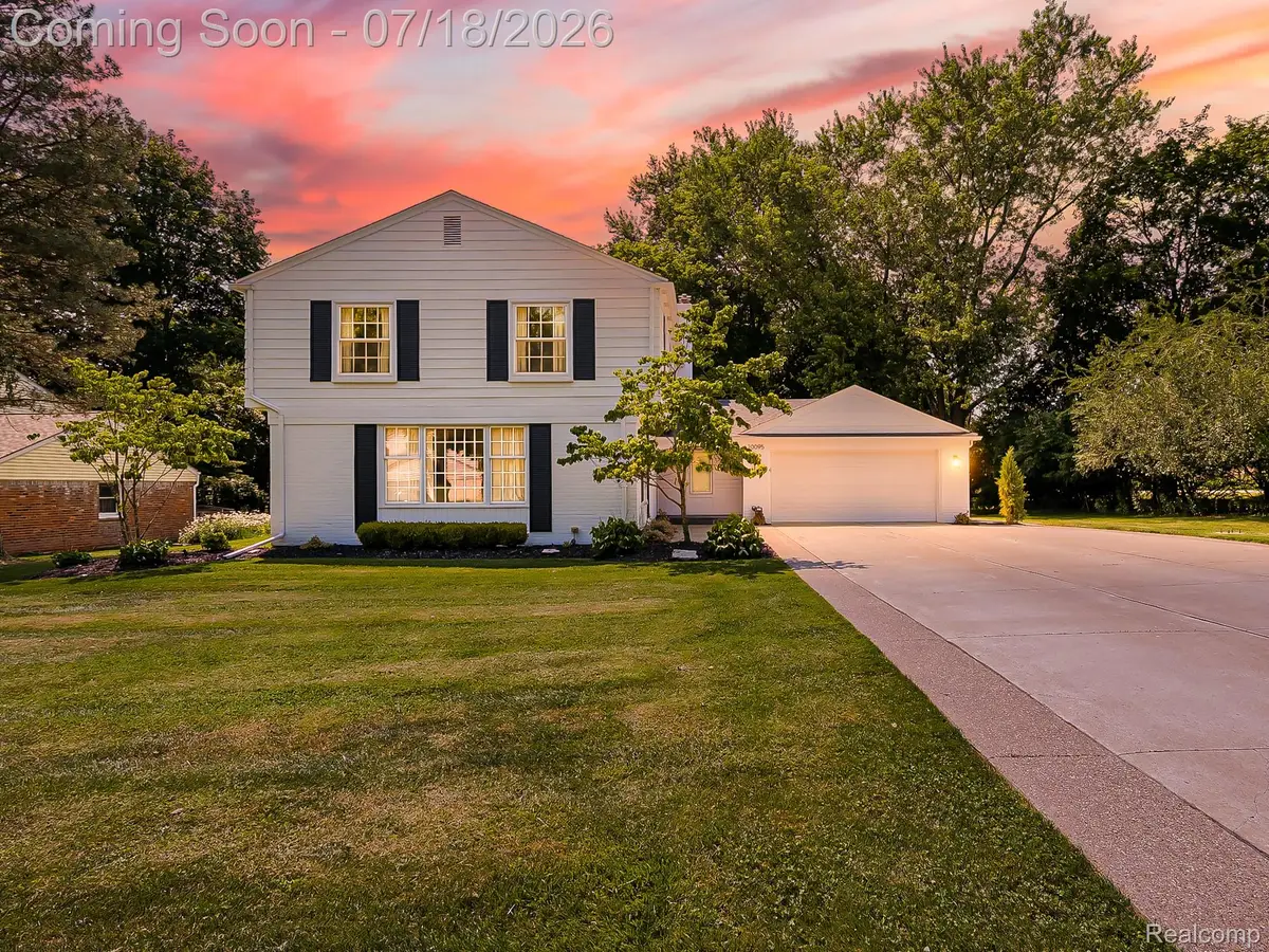 20095 Carriage Lane, Beverly Hills, MI 48025 - #1