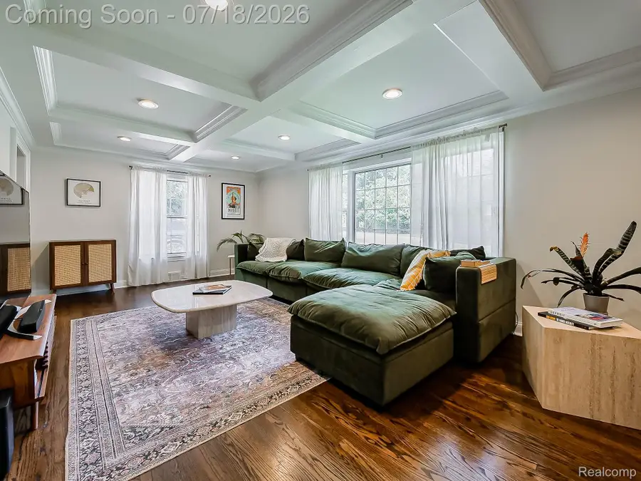 20095 Carriage Lane, Beverly Hills, MI 48025 - #3