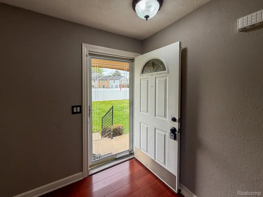 36721 Park Place Drive, Sterling Heights, MI 48310 - #2
