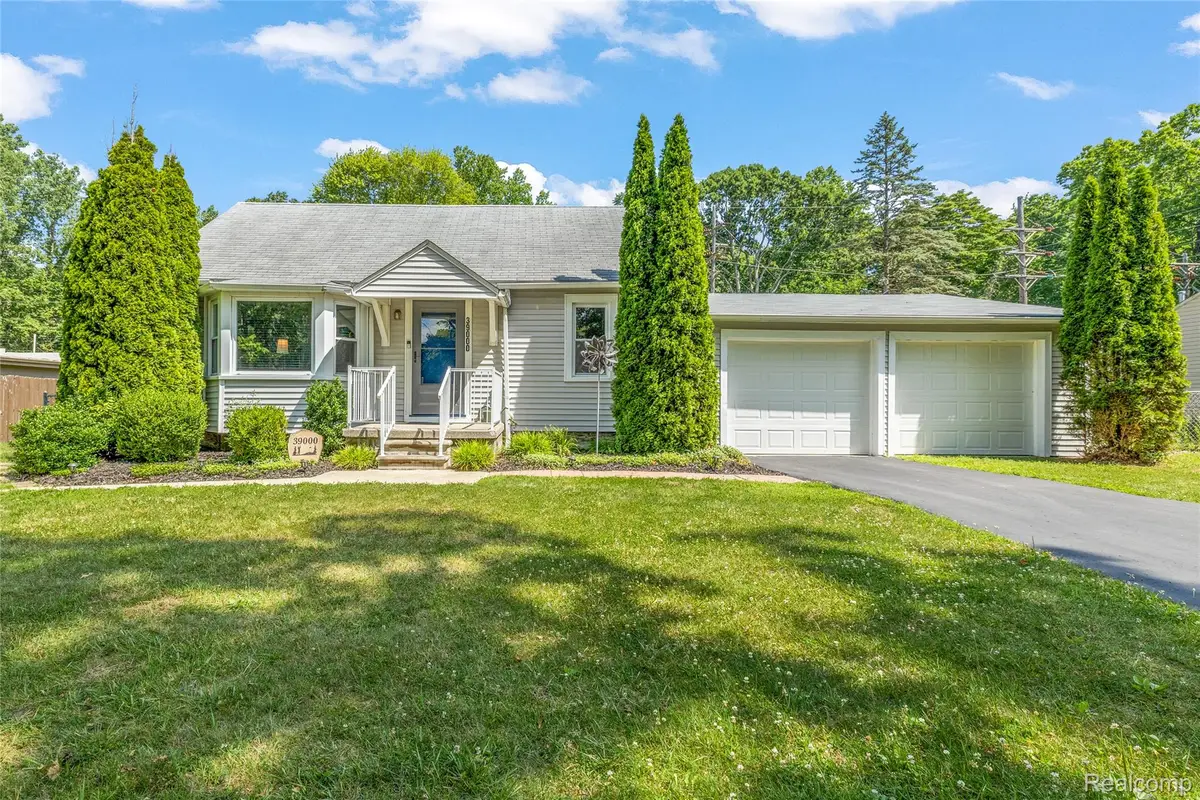 39000 Wabash Street, Romulus, MI 48174 - #1