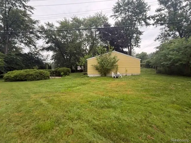 571 Cristy Avenue, Waterford, MI 48328 - #3