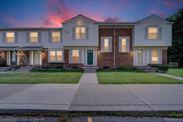 24435 Bashian Drive, Novi, MI 48375