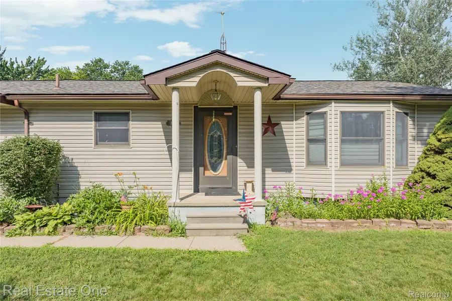 5361 Frankwill Avenue, Clarkston, MI 48346 - #2