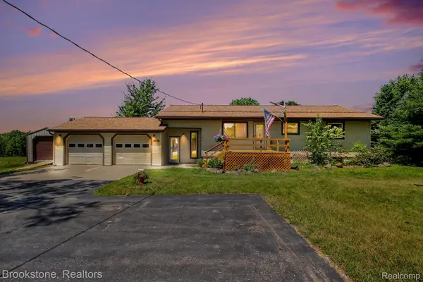 4555 Lonsberry Road, Columbiaville, MI 48421