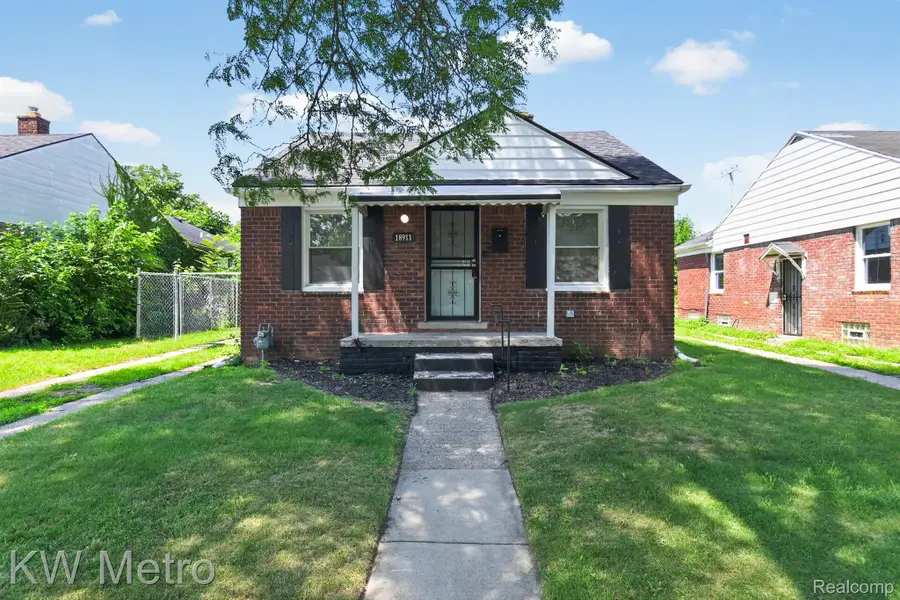 18911 Oakfield Street, Detroit, MI 48235 - #2