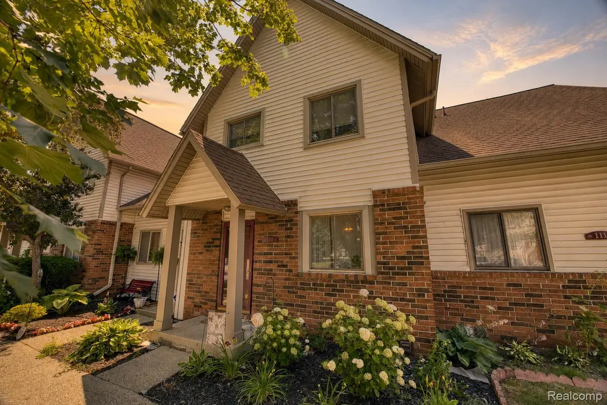 7300 Bluewater Drive, Clarkston, MI 48348 - #1