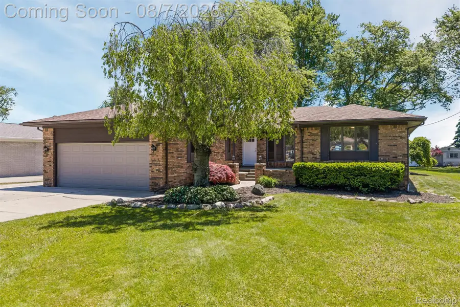 49300 Bayshore Drive, Chesterfield, MI 48047 - #2
