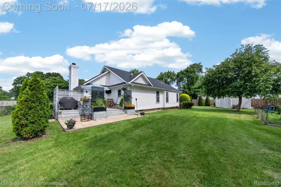 26606 Hales Street, Madison Heights, MI 48071 - #3