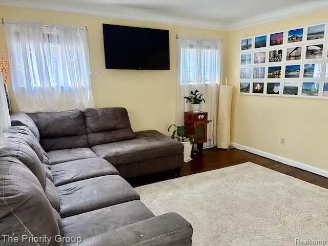 2430 Bennett Street, Dearborn, MI 48124 - #3