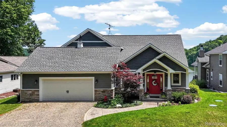 2770 Cozy Cove, Waterloo, MI 49240 - #2