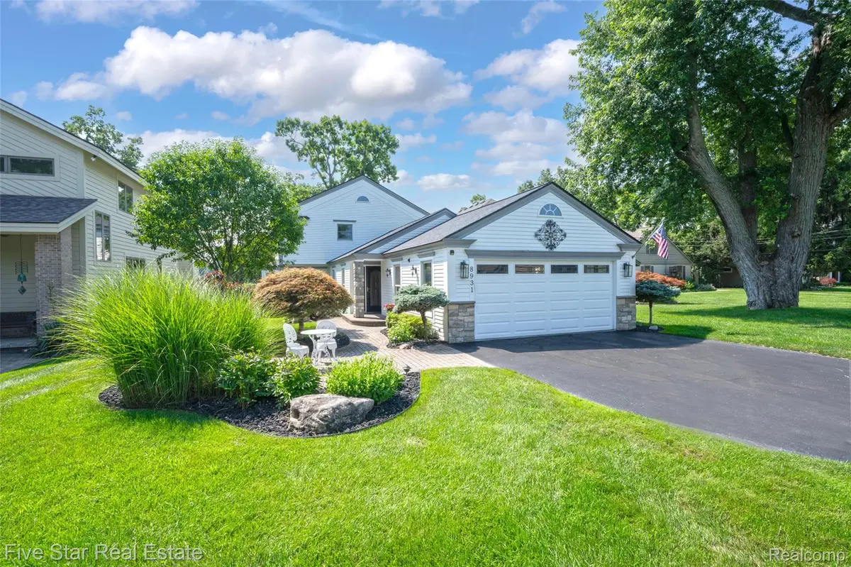 8931 Edgewood Park Drive, Commerce Township, MI 48382 - #1
