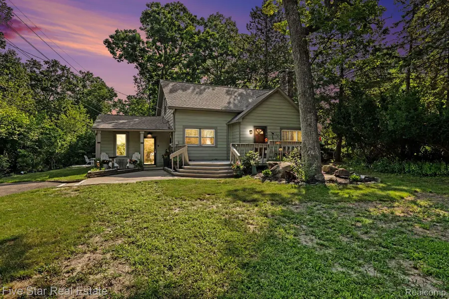 6700 Pontiac Trail Road, West Bloomfield, MI 48323 - #3