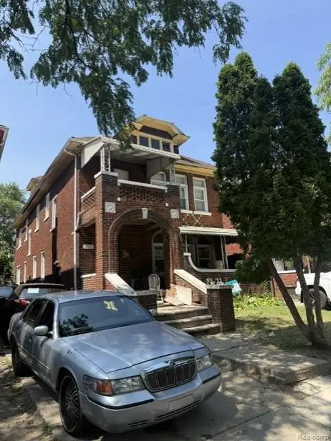 3032 Fullerton Street, Detroit, MI 48238