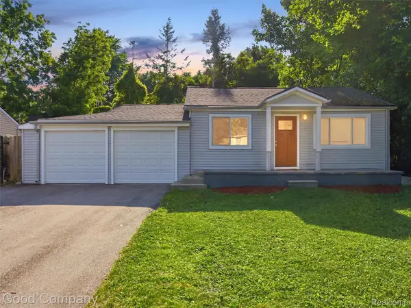 4030 Manitoba Street, AuburnHills, MI 48326