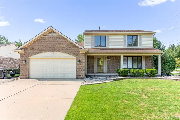 22333 Crestwood Street, Trenton, MI 48183