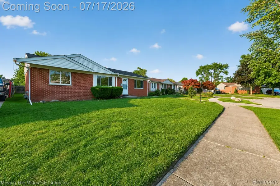 34624 Michelle Drive, Romulus, MI 48174 - #3