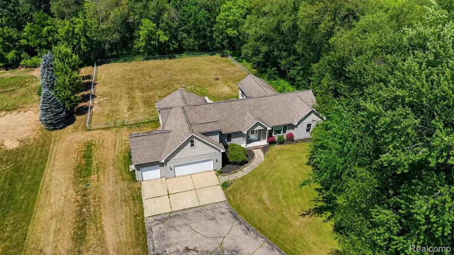 4711 Pardee Road, Webberville, MI 48892 - #3
